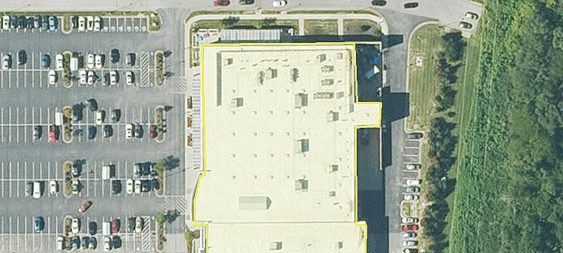 Retail Space in High-Traffic Corridor