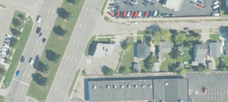 Retail Space on Gratiot Avenue