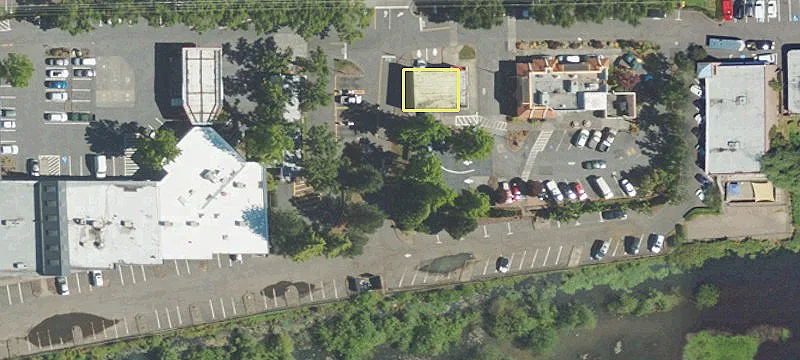 Retail Space in Tualatin Center