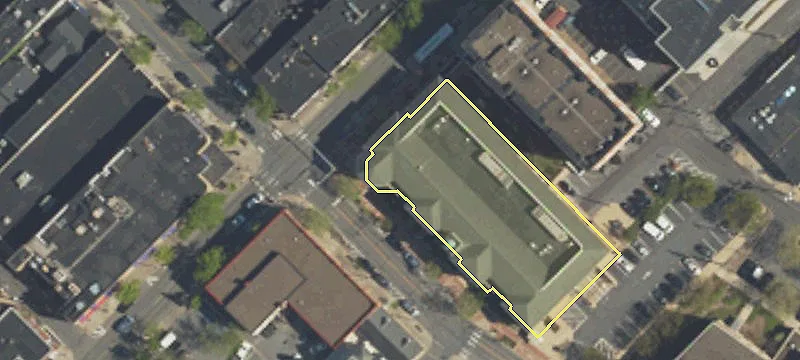 Greentree Office Building for Lease