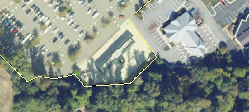 Retail Center Anchored by Harris Teeter
