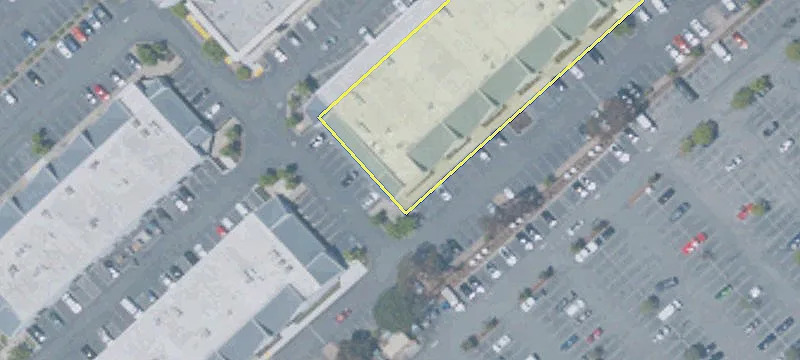 Retail Space Near Bayshore Freeway