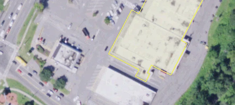 Retail Space in Mohawk Acres