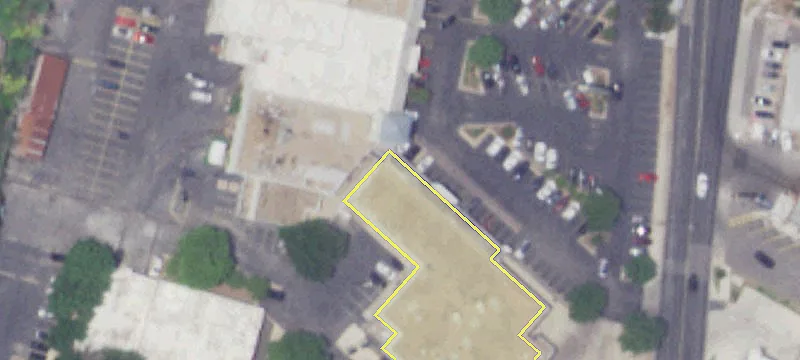 Retail Space in Densely Populated Area