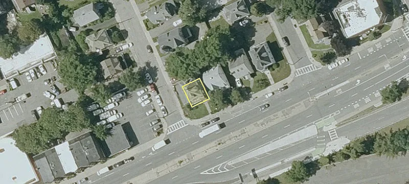 Retail Space in Mixed-Use Plaza