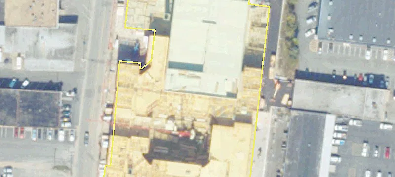 Retail/Office Space in Growing District