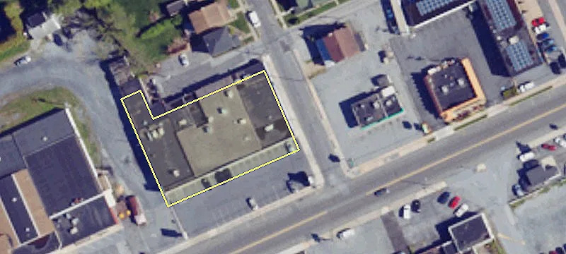 Retail Space in Lemoyne Plaza