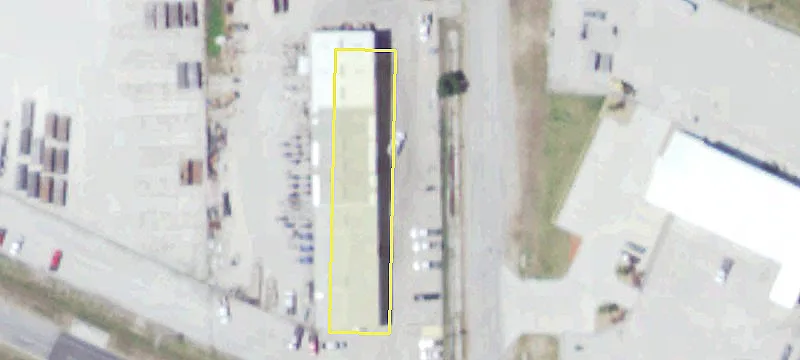 Industrial Warehouse with Cranes For Lease