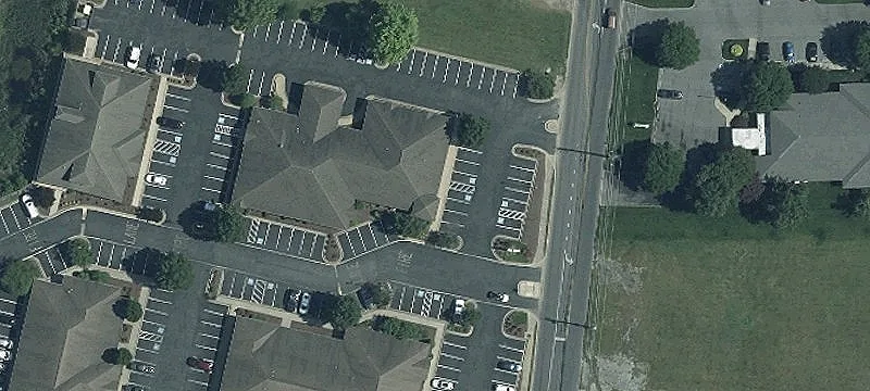 Medical/Professional Building on South Division