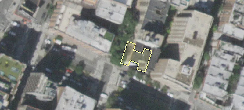 Prime Retail Space on Mott