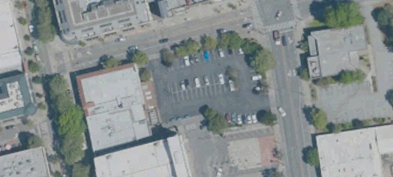 Prime Retail Space in Santa Cruz