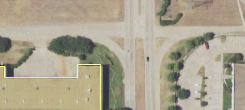 Industrial Warehouse Near I-35W