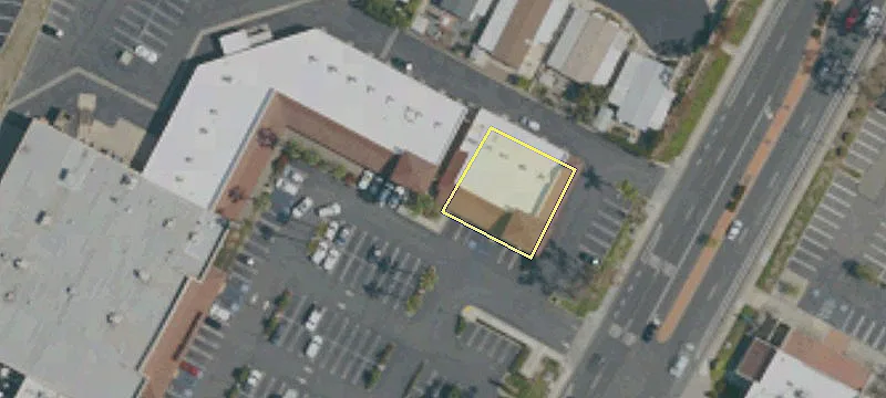 Retail Space in Upgraded Center