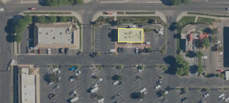 Retail Space Near Freeway 99