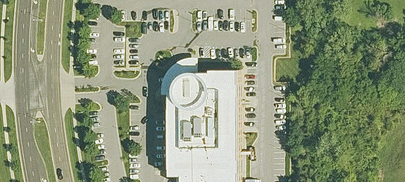 Medical Building Near Saint Luke’s