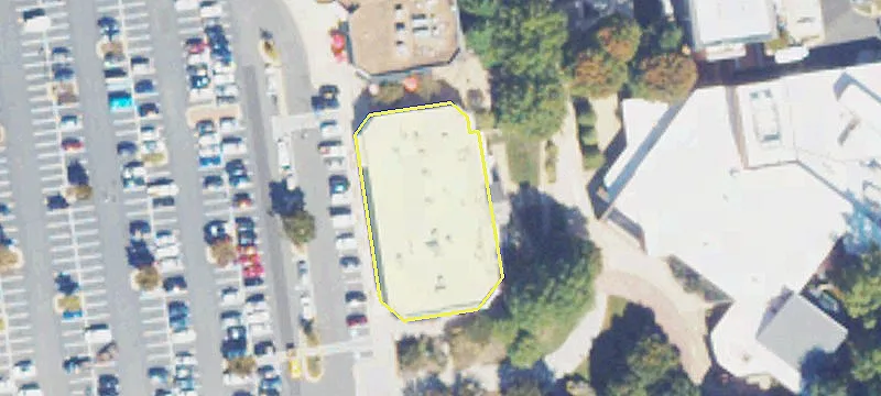 Retail Space in Reston Plaza