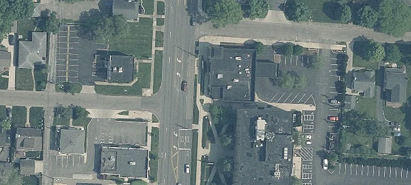 Corner Retail Space on High