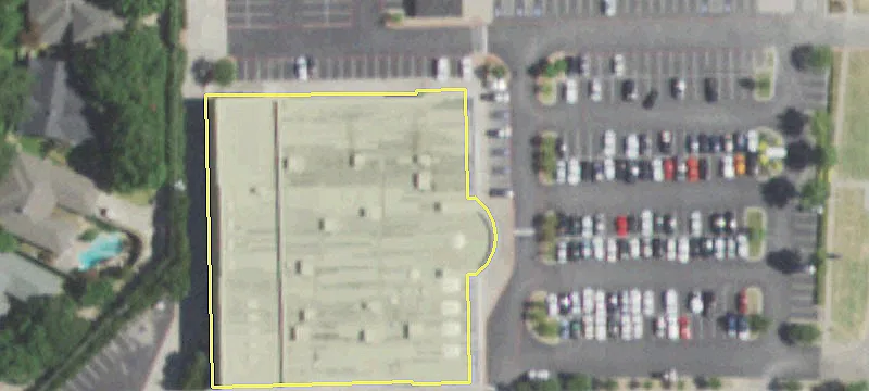 Retail Space in Affluent Area