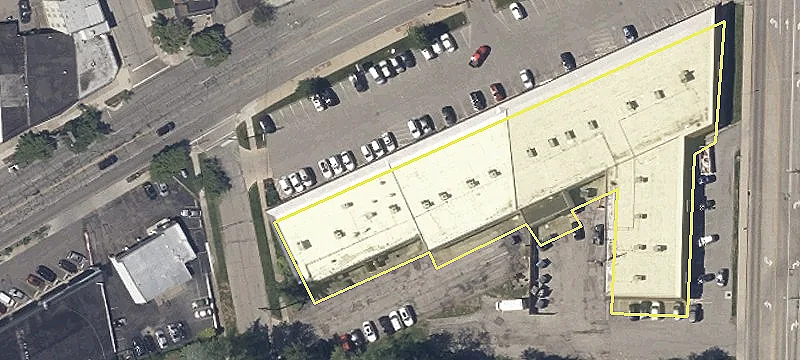 Retail Space in High Traffic Area