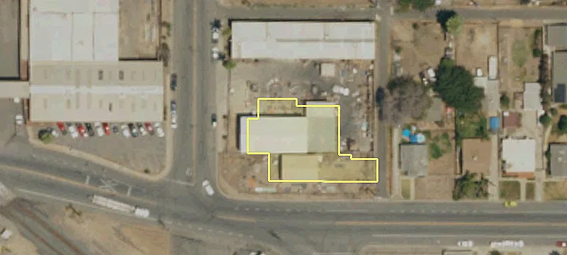 Industrial Buildings with Enclosed Yard
