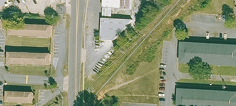 7,990 SF Auto Repair Facility