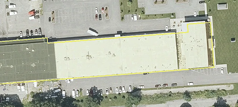 Renovated Mixed-Use Property For Rent