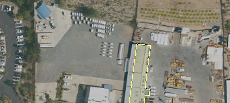 Versatile Flex Space with Yard