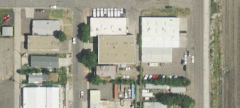 Warehouse with Fenced Yard