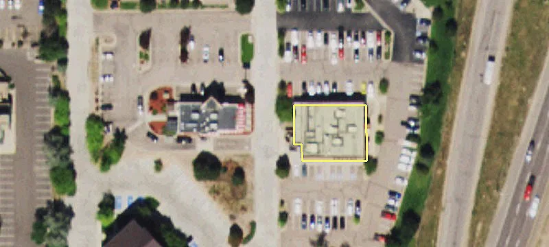 Freestanding QSR with Drive-Thru