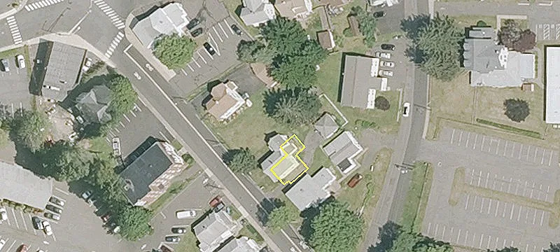 Retail Space in Middletown, CT