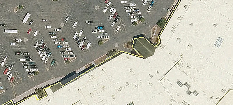 Land in Central Gathering Spot