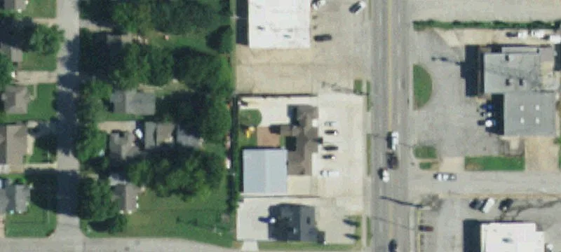 Remodeled Commercial Building with Versatile Layout