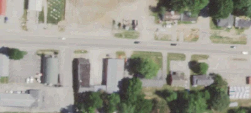 Retail/Warehouse Space in Nixa