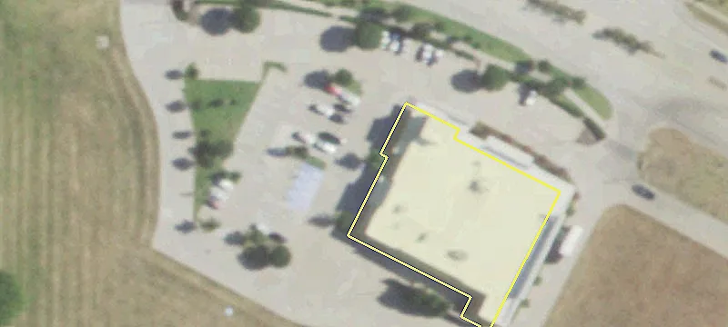 Commercial Land Near Retail Area