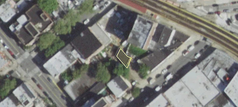 Prime Retail Location on Broadway
