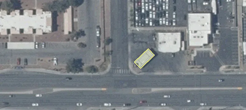 Former Convenience Store on Charleston Blvd