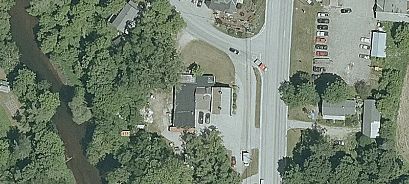 Commercial Building on US Route 7