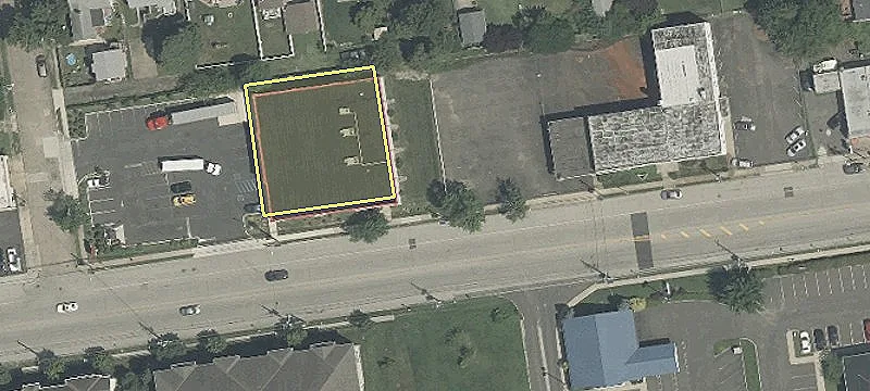 Retail Space on Maple Avenue