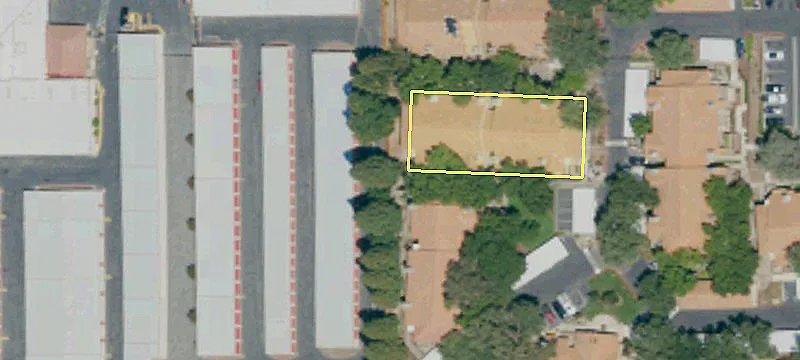 Freestanding Retail/Industrial Building For Rent