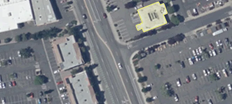 Visible Retail Space Near Freeway