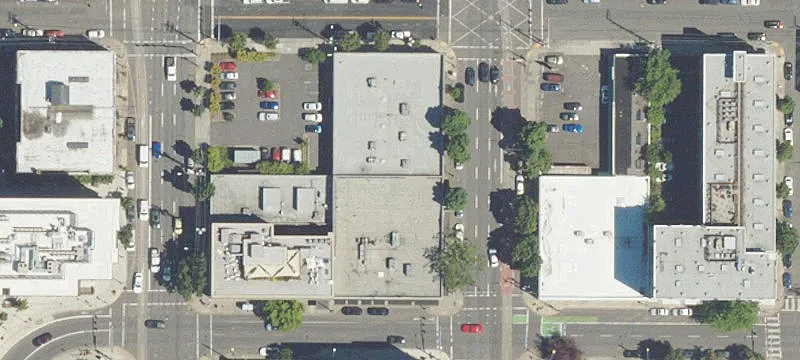 Renovated Warehouse Retail/Restaurant Space