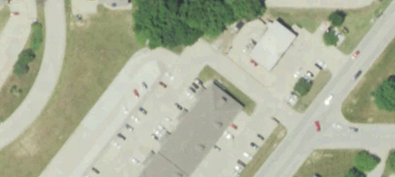 High-Traffic Mixed-Use Property For Rent