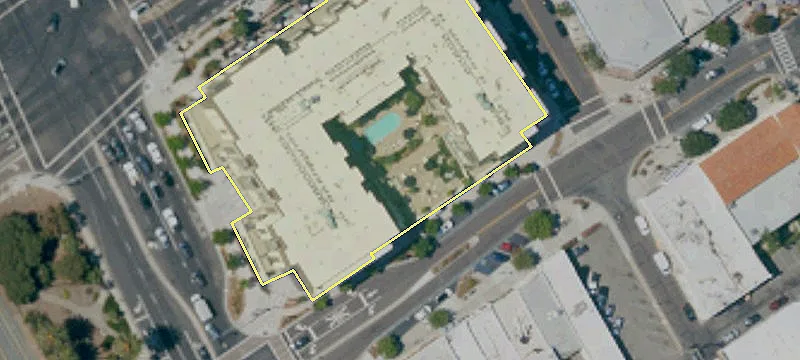 Retail Space in Vista, CA