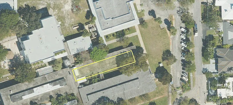 Oakland Park Retail Center Space