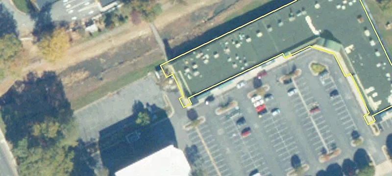 Retail Space in Oyster Point