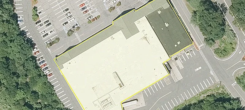 Retail End Cap Space Available