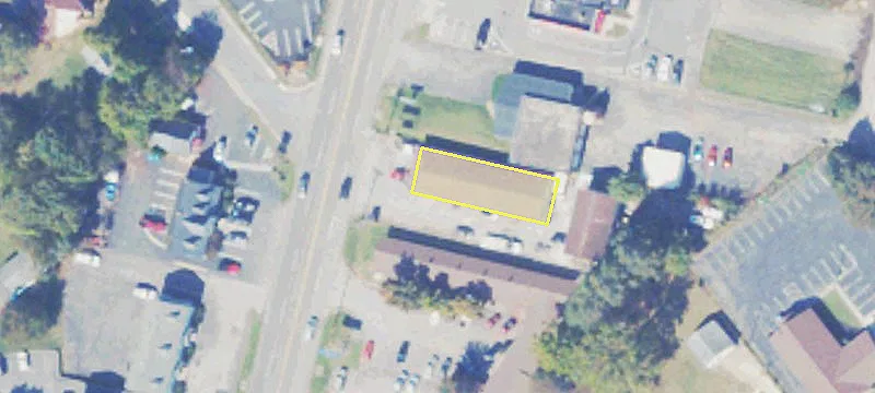 Retail Space Near Commercial Hub
