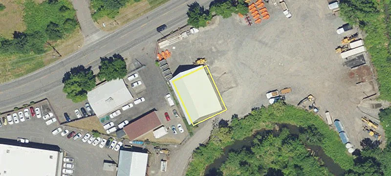 Industrial Spaces with Yard Areas