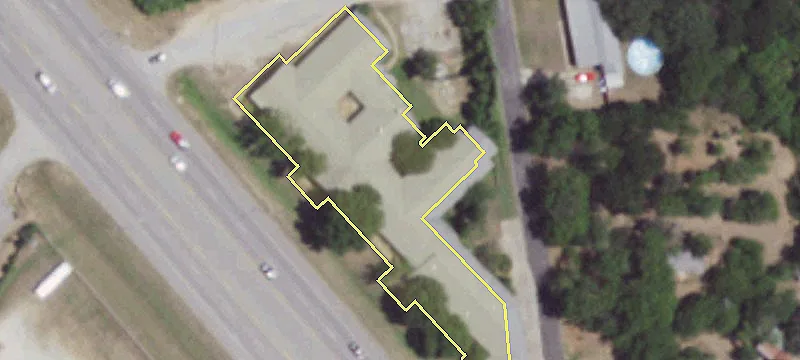 Elgin Retail Building For Sale