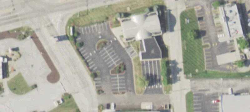 Retail Space in Carlyle Plaza